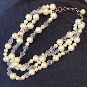 Pearl 3 strand costume jewelry